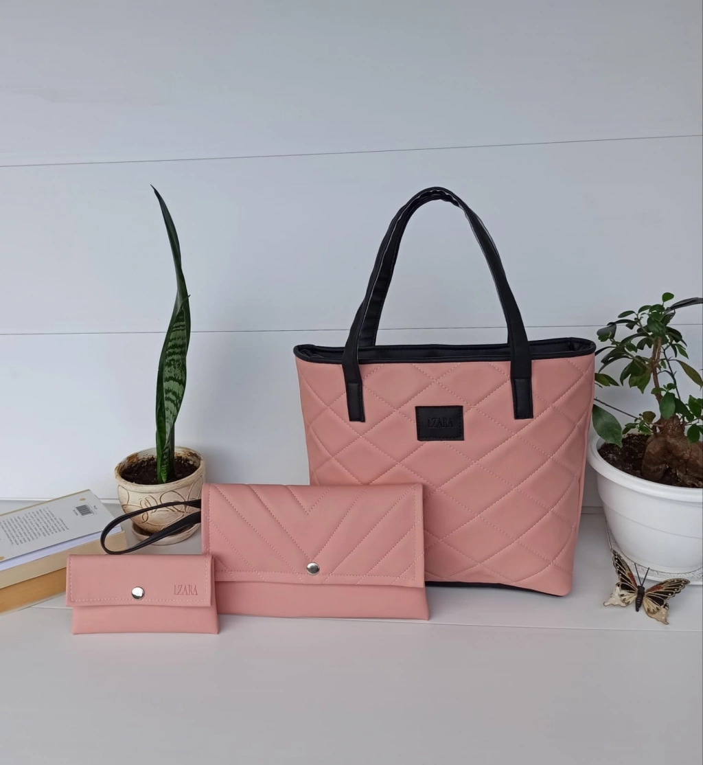 Розово  с черно сет от чанта, клъч и портмоне.