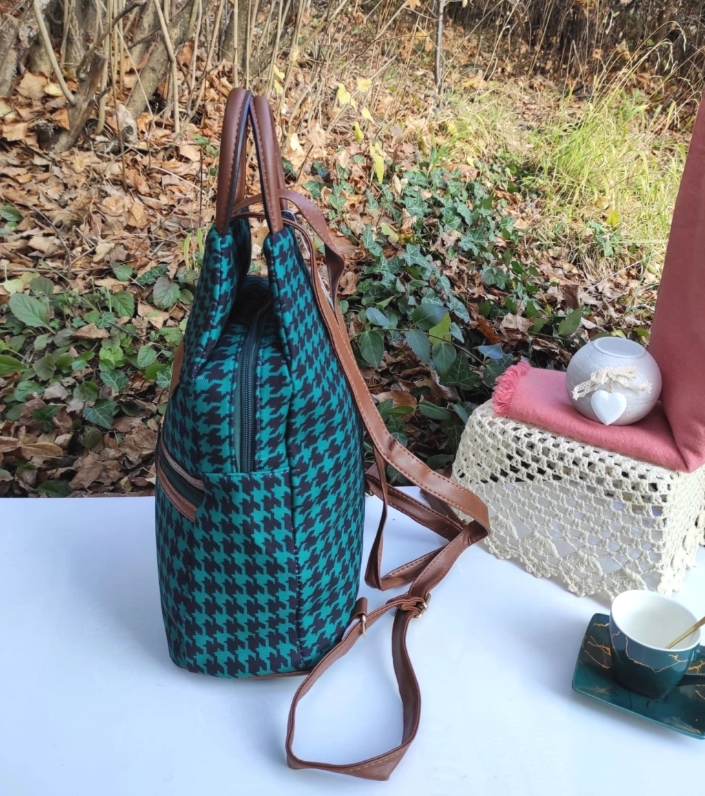Уникална раница- чанта от плат и кожа