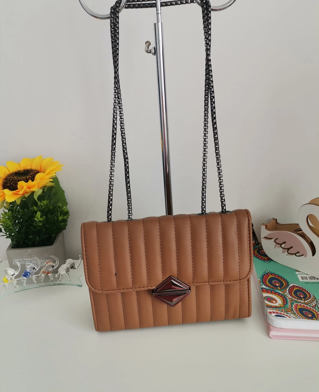 Comfortable leather bag with two compartments with separate zippers and an outer pocket