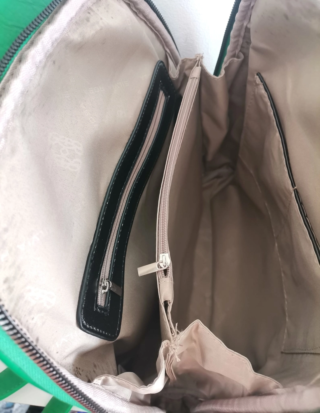 Backpack - bag with metal handle and lid in two colors