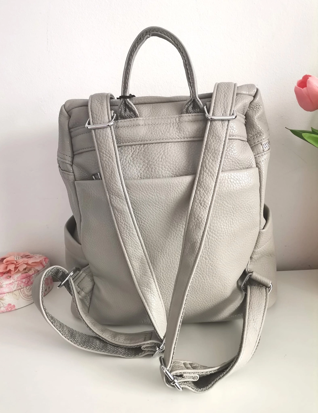 Comfortable backpack - bag with zipper on the back handles, short handles and pockets