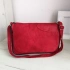 Червена чанта от естествена кожа с три джоба и дълга дръжка